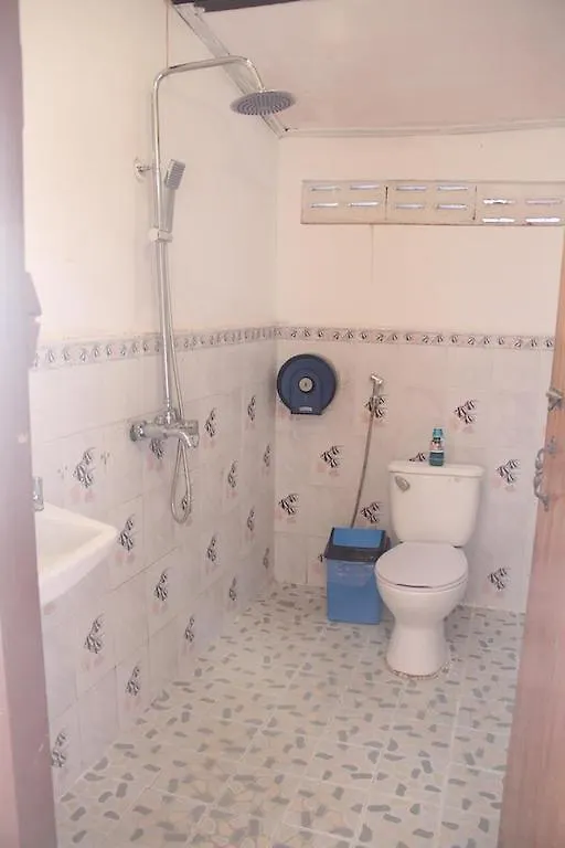 Lpq Backpackers Hostel 루앙프라방 B&B