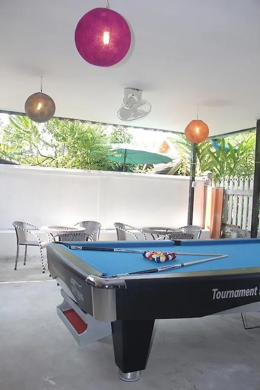 Lpq Backpackers Hostel 루앙프라방 0*,  라오스