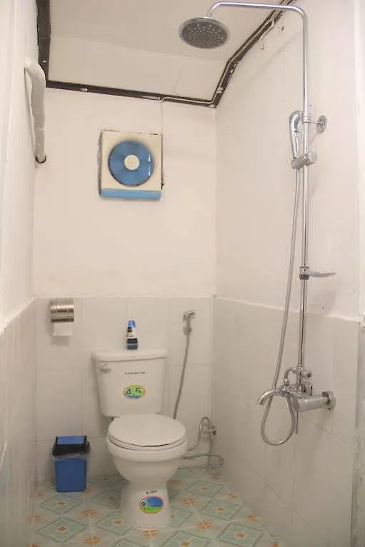 B&B Lpq Backpackers Hostel 루앙프라방